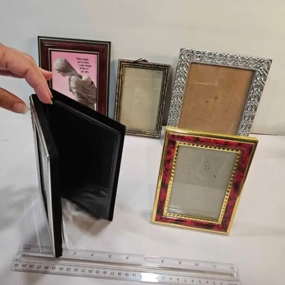 5 photo frames